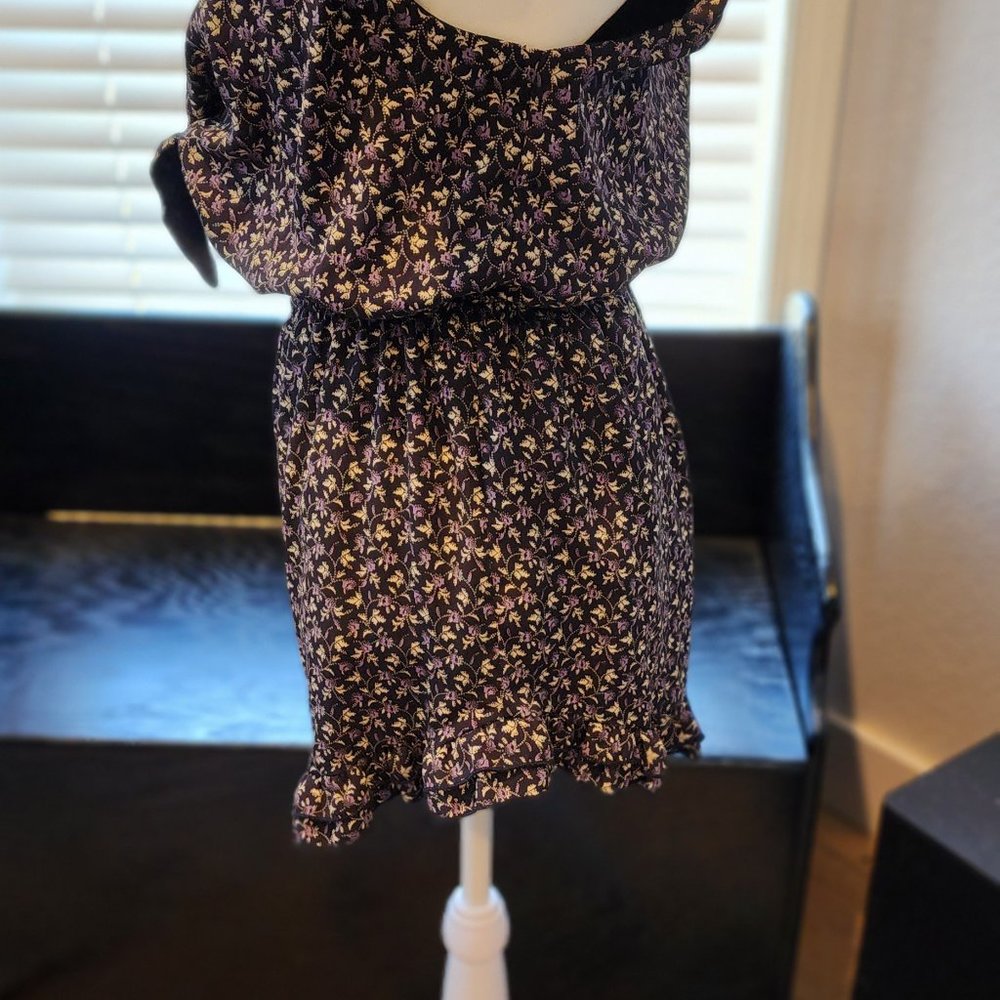 Romper - Picture 2 of 2